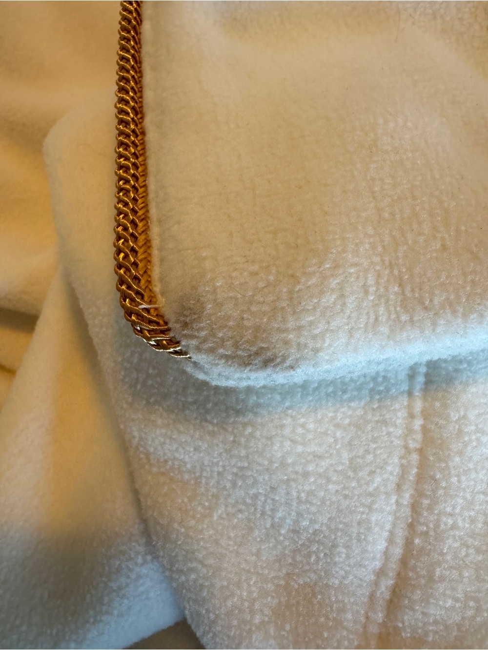 Lauren Ralph Lauren NWT Cream w Gold Trim Microfleece Monogrammed Robe XL - Picture 12 of 12